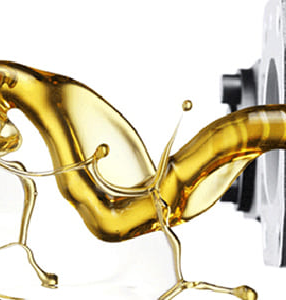 Всесезонное синтетическое универсальное гидро-трансмиссионное масло QUALITET , изготовленное из высокоиндексных базовых компонентов